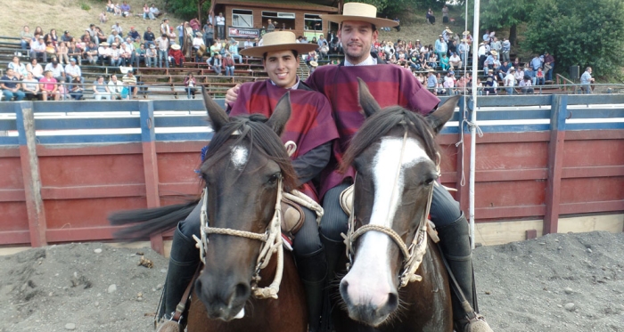 Fernando Alcalde y Diego Tamayo completaron en rodeo provincial de Río Bueno