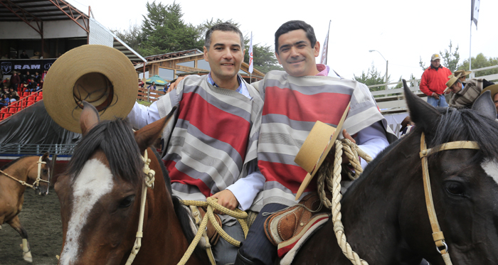 Ananías y Guzmán ganaron una ajustada Serie Caballos y correrán en Rancagua