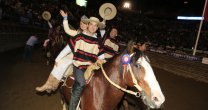 Los Campeones de Chile dedicaron su hazaña en la Monumental a Hernán Rehbein Los Campeones de Chile dedicaron su hazaña en la Monumental a Hernán Rehbein