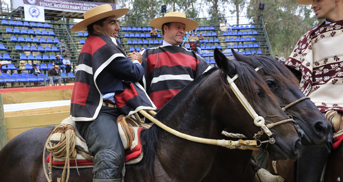 Quillaimo de Parral se lució en Parrillera y Farándula en Marchigüe