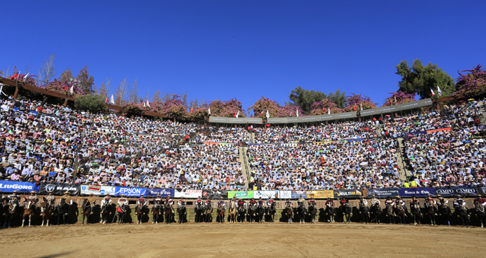 Invitación a participar en desfile inaugural 70° Campeonato Nacional de Rodeo