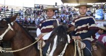 Alvaro Castro y Felipe Barra fueron la gran sorpresa del cuarto toro de Melipilla Alvaro Castro y Felipe Barra fueron la gran sorpresa del cuarto toro de Melipilla