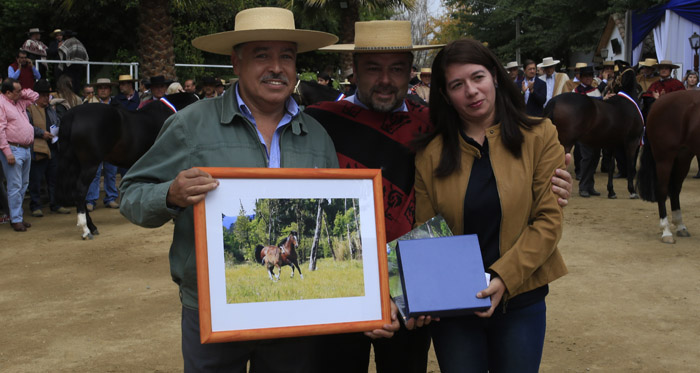 Criadores entregaron premios a los ganadores de su Octavo Concurso de Fotografía Digital