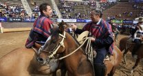 Mohr y Alvariño se llevaron una gran alegría de la Serie Mixta de Rancagua Mohr y Alvariño se llevaron una gran alegría de la Serie Mixta de Rancagua