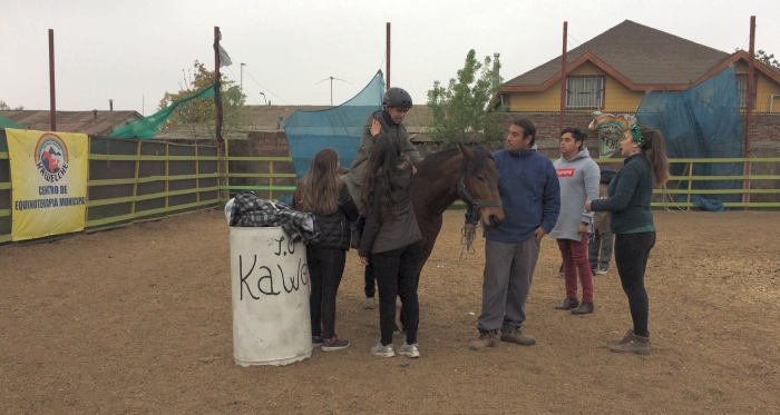 Federación del Rodeo realizó importante donación a Centro de Equinoterapia Kawellche