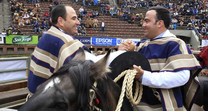 Gustavo Valdebenito y Cristóbal Cortina recibirán el 