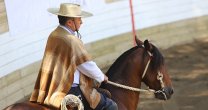 Súper Muñeco se lució en la pista de Santa Bárbara Súper Muñeco se lució en la pista de Santa Bárbara
