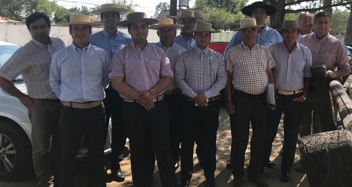 José Manuel Aguirre realizó charla teórica y práctica a jurados de la Rienda en Clasificatorios