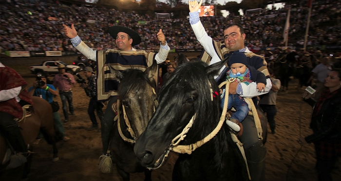 Valdebenito y Cortina: Disfrutaremos hasta la última gota del año de gloria que tuvimos