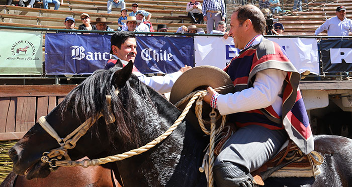 Santa Bárbara de los Guaicos premió en Rancagua: