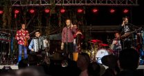 Daniel Muñoz y Los Marujos hicieron bailar la Monumental de Rancagua