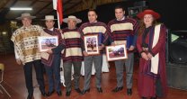 Los Martínez, las grandes figuras en la Premiación de la Santiago