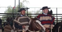 Melgarejo y Sandoval conquistaron el rodeo organizado por la U. Santo Tomás de Los Angeles Melgarejo y Sandoval conquistaron el rodeo organizado por la U. Santo Tomás de Los Angeles