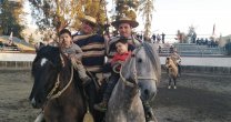 Peleco dominó el Rodeo para Criadores de Cordillera y celebró en familia durante Fiestas Patrias Peleco dominó el Rodeo para Criadores de Cordillera y celebró en familia durante Fiestas Patrias