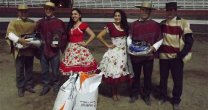 Díaz y Arriagada disfrutaron su Segundo Lugar en rodeo del Club Providencia Díaz y Arriagada disfrutaron su Segundo Lugar en rodeo del Club Providencia