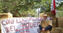 Ives Richasse y la campaña solidaria: Los Huasos siempre decimos presentes Ives Richasse y la campaña solidaria: Los Huasos siempre decimos presentes