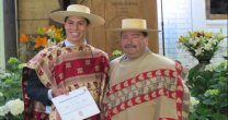 Juan Carlos Bugmann y licenciatura en Escuela Agrícola de Duao: Impresiona como viven la cultura huasa Juan Carlos Bugmann y licenciatura en Escuela Agrícola de Duao: Impresiona como viven la cultura huasa