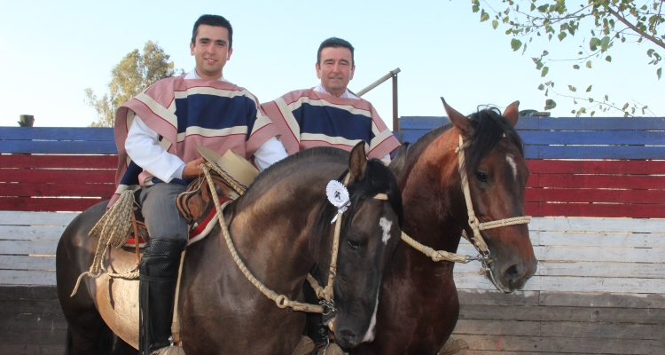 Triunfo padre e hijo: Juan Pablo y Pablo Cardemil ganaron rodeo del Club Huemul