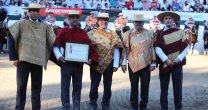 Cristián Leiva llamó a la unidad y entregó reconocimiento a la Asociación Talca en San Clemente Cristián Leiva llamó a la unidad y entregó reconocimiento a la Asociación Talca en San Clemente