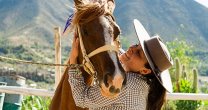 Corral de Amansa Racional Cuna del Sol recibió el Premio Nacional de Turismo Rural 2020 Corral de Amansa Racional Cuna del Sol recibió el Premio Nacional de Turismo Rural 2020