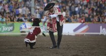 La habilidad y gracia de los perros policiales de la PDI La habilidad y gracia de los perros policiales de la PDI