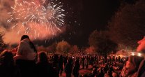La fiesta luminosa en el cielo de la Semana de la Chilenidad La fiesta luminosa en el cielo de la Semana de la Chilenidad