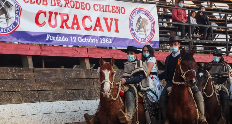 Carlos Hernández y Francisco González fueron los más atajadores en el Rodeo de Curacaví