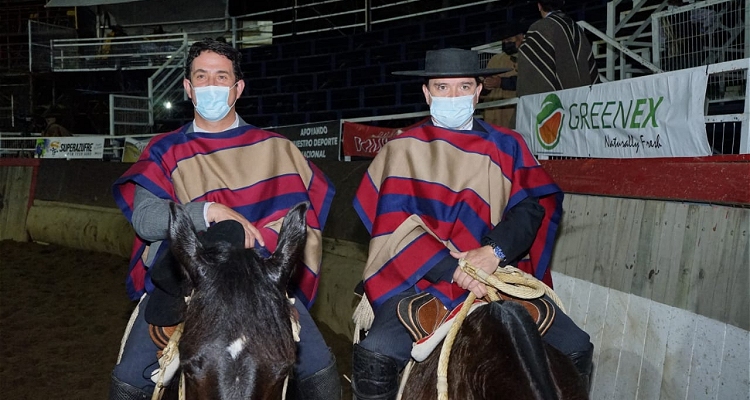 Alvaro Baeza y Emiliano Ruiz impusieron sus términos en el rodeo del Club San Joaquín