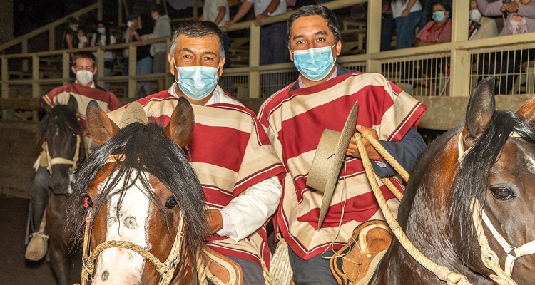 Millalonco y El Sacrificio sacaron cuentas alegres en Rodeo para Criadores de Los Andes