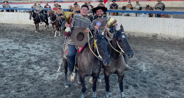 A dar la pelea: Magallanes definió las colleras que correrán en Osorno y en Rancagua