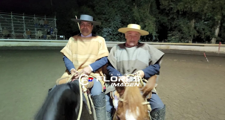 Claudio Barberis ganó su primer champion a los 73 años con Bernardo Salas en Constitución