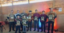 Asociación Valle Santa Cruz tuvo un almuerzo de premiación lleno de camaradería Asociación Valle Santa Cruz tuvo un almuerzo de premiación lleno de camaradería