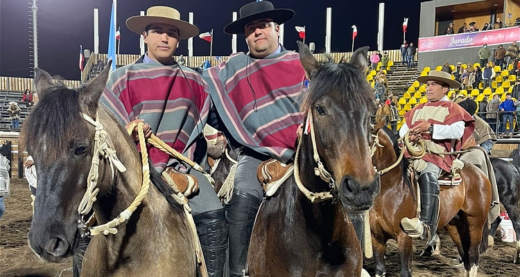 Agua de los Campos y Maquena mantuvo su espectacular racha y completó las yeguas en Peldehue