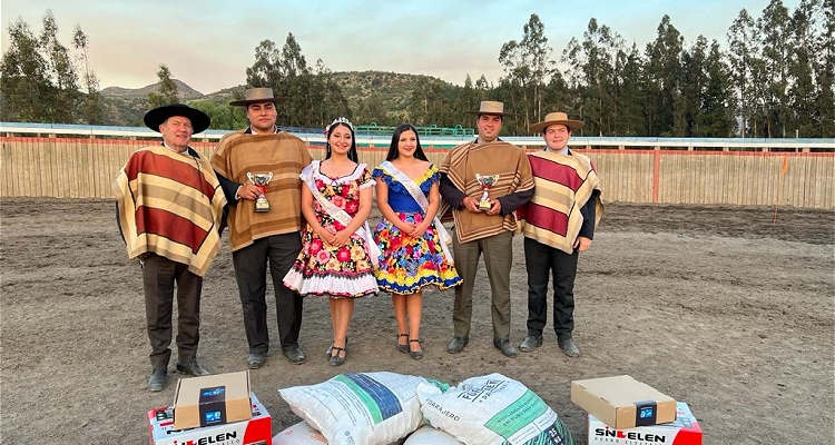 Caro y Pavez se lucieron con 45 puntos en el Provincial del Club "Rodrigo Medina Ramírez" de Licantén