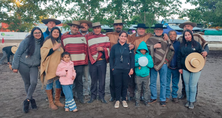 Aparicio y Bahamondes ganaron exigente rodeo del Club Huepil y completaron