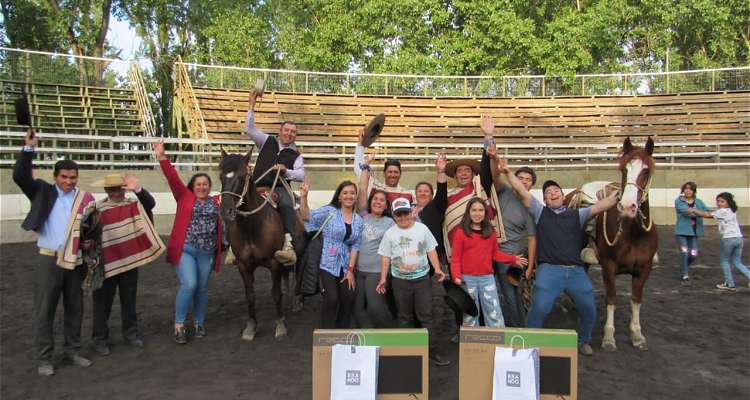 Pezoa y Flores mantuvieron la buena racha, ganaron su tercer rodeo seguido y completaron