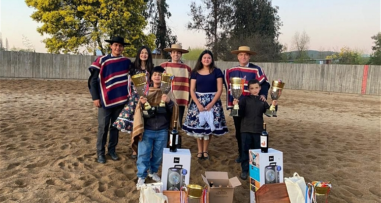 García y Sánchez ganaron rodeo de Doñihue y se ilusionaron con completar a una tercera collera