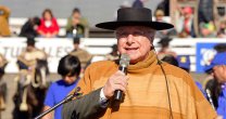 Edmundo Hermosilla en la Revista del Campo: Estamos abocado a que los rodeos sean un buen espectáculo deportivo Edmundo Hermosilla en la Revista del Campo: Estamos abocado a que los rodeos sean un buen espectáculo deportivo