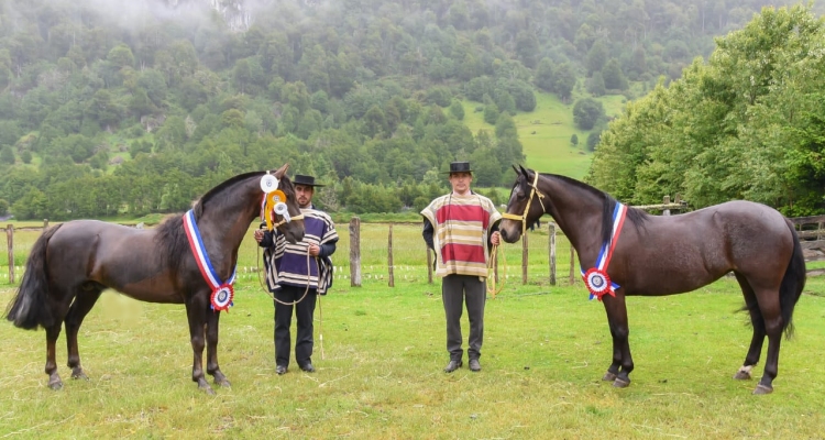 Contagiado y Relinda otra vez se lucieron como ganadores de la Expo Aysén