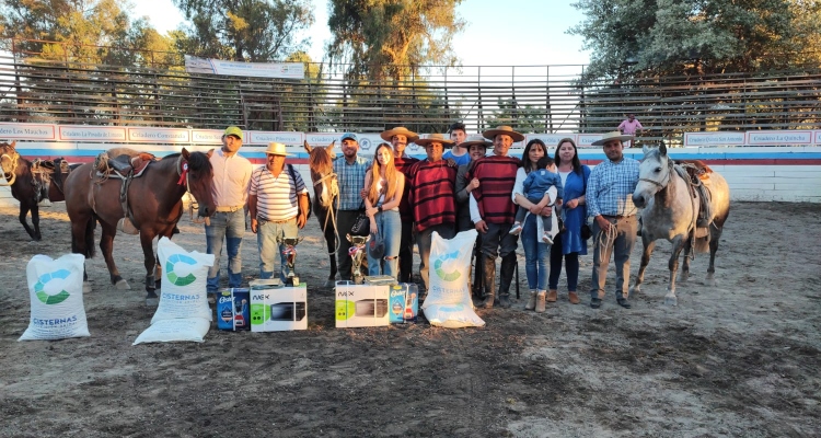 Los Laureles del Bosque se lució en el Rodeo para Criadores de Longaví