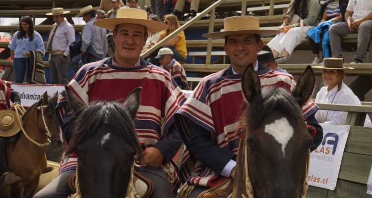 Criadero Alucarpa mostró su solidez y tuvo una revancha en la Serie Caballos de Villarrica