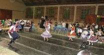 Campeones del Nacional de Cueca tendrán valiosos premios: Chamantos y ruanas de Doñihue Campeones del Nacional de Cueca tendrán valiosos premios: Chamantos y ruanas de Doñihue