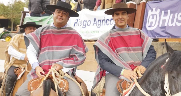 Cristóbal Cortina y Gonzalo Abarca inscribieron a Agua de los Campos y Maquena en Rancagua