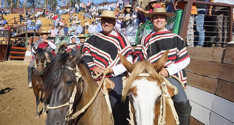 Los Villarroel ganaron la Serie Yeguas con carrera perfecta incluida