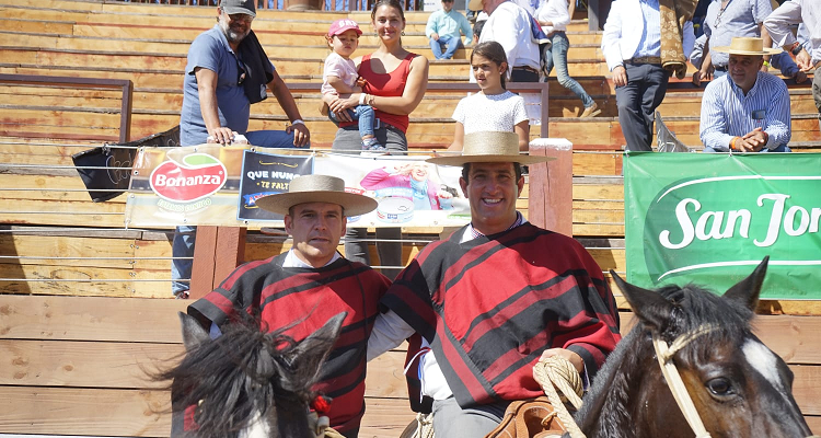 Ruiz y Barros instalaron dos colleras en Rancagua con buenas actuaciones en El Convento