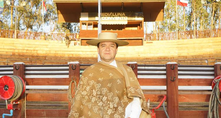 Alvaro Baeza: El Convento fue construido para la comunidad, el mundo huaso y las tradiciones