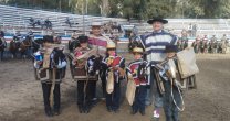 Club Peñalolén homenajeó a niños que participaron de Serie Caballitos de Palo en Rancagua