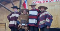 Rolando Varela y el premio de Mejor Criadero para La Espuelita: Rolando Varela y el premio de Mejor Criadero para La Espuelita: