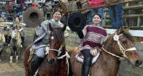 Valentina Mena y Valentina Durán conquistaron el Rodeo Femenino de Rabuco Valentina Mena y Valentina Durán conquistaron el Rodeo Femenino de Rabuco