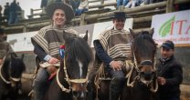 Criadero Colpi celebró Fiestas Patrias encabezando el paseo en Temuco Criadero Colpi celebró Fiestas Patrias encabezando el paseo en Temuco